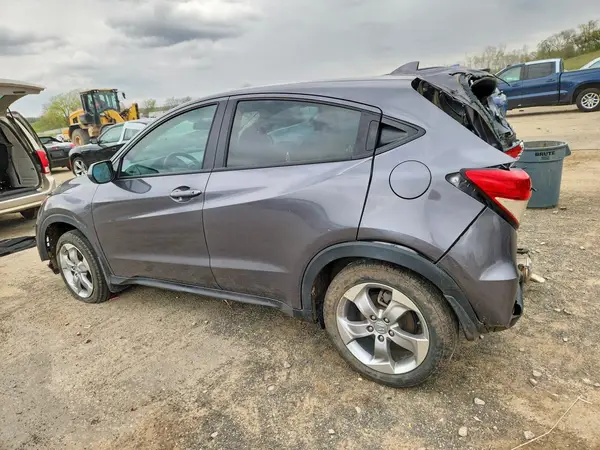 3CZRU6H36NM754435 2022 HONDA HR-V - Image 2