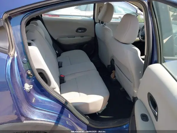 3CZRU6H37GM705716 2016 HONDA HR-V - Image 8