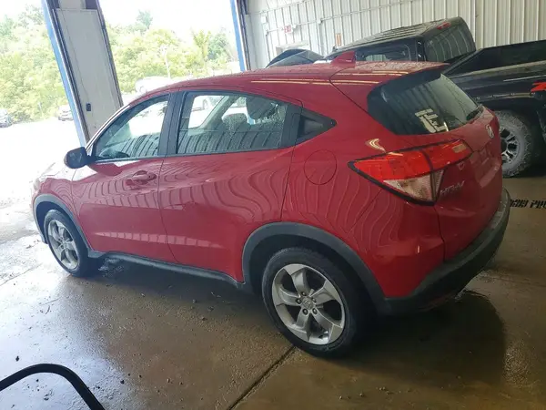 3CZRU6H37HG700757 2017 HONDA HR-V - Image 2