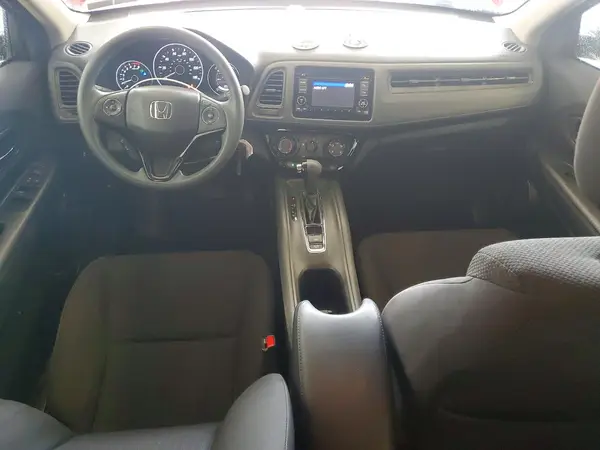 3CZRU6H37HG700757 2017 HONDA HR-V - Image 8