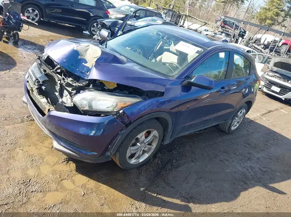 3CZRU6H37HG703626 2017 HONDA HR-V - Image 2