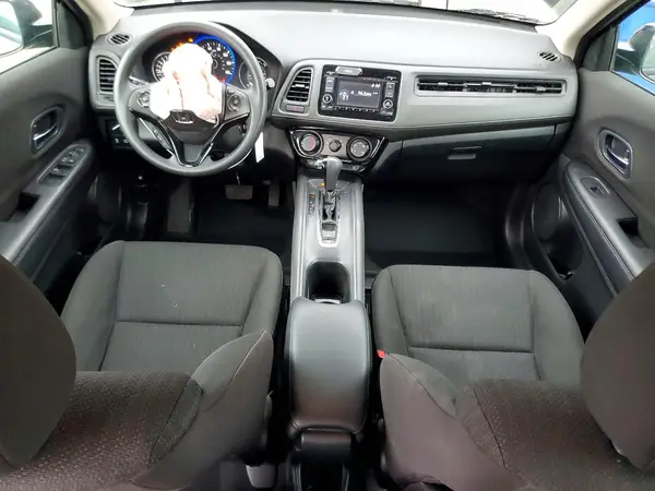 3CZRU6H37HG710074 2017 HONDA HR-V - Image 8