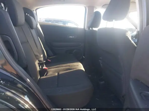 3CZRU6H37HM100533 2017 HONDA HR-V - Image 8
