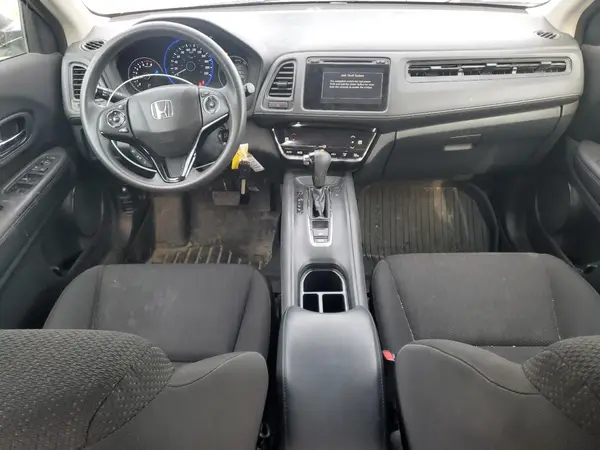 3CZRU6H37HM104422 2017 HONDA HR-V - Image 8