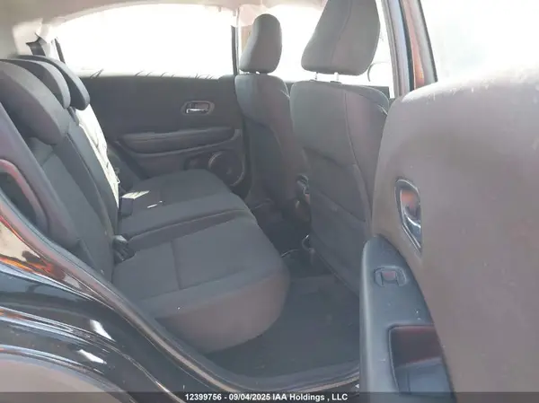 3CZRU6H37HM105179 2017 HONDA HR-V - Image 8