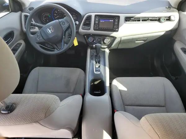 3CZRU6H37HM700632 2017 HONDA HR-V - Image 8