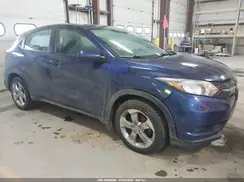 3CZRU6H37HM700646 2017 HONDA HR-V