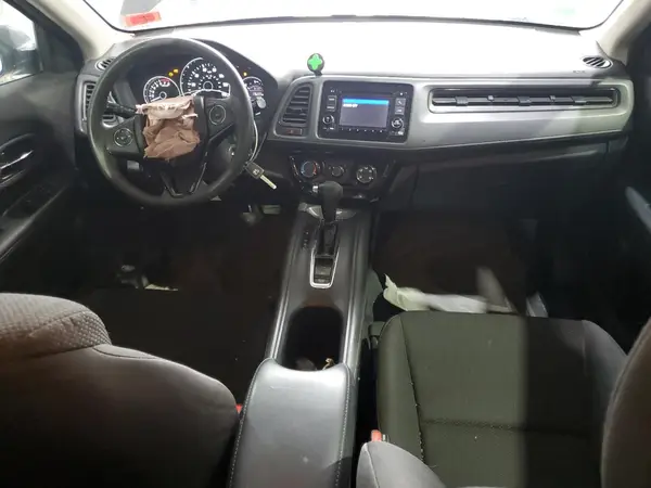 3CZRU6H37HM712361 2017 HONDA HR-V - Image 8