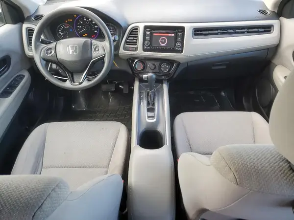 3CZRU6H37JG700229 2018 HONDA HR-V - Image 8