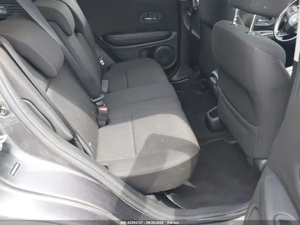 3CZRU6H37JG700716 2018 HONDA HR-V - Image 8