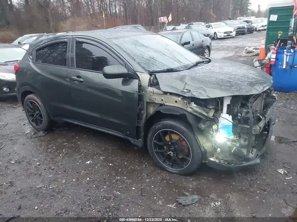 3CZRU6H37JG701221 2018 HONDA HR-V - Image 1