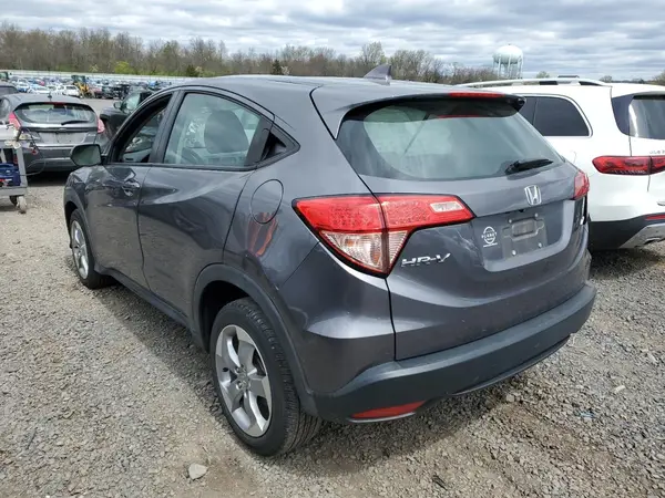 3CZRU6H37JG702028 2018 HONDA HR-V - Image 2