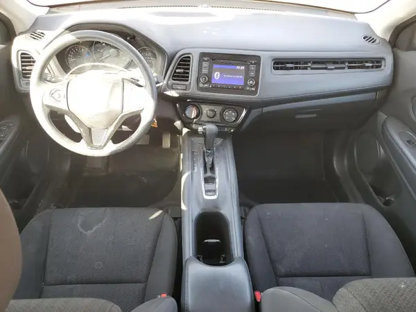 3CZRU6H37JG712140 2018 HONDA HR-V - Image 8