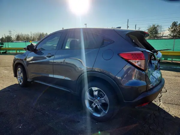 3CZRU6H37JG712459 2018 HONDA HR-V - Image 2