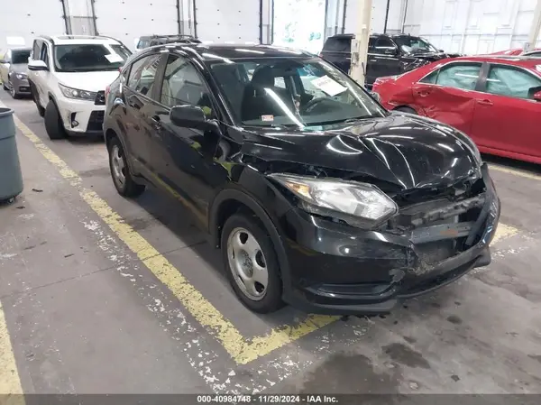 3CZRU6H37JG712784 2018 HONDA HR-V - Image 1