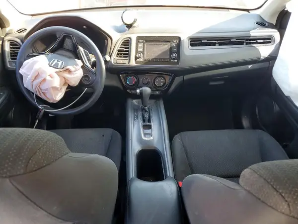 3CZRU6H37JG713319 2018 HONDA HR-V - Image 8