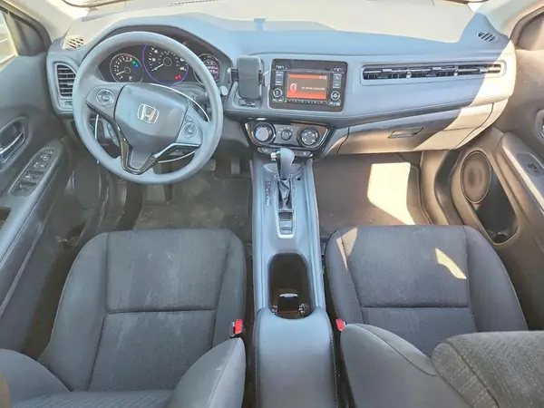 3CZRU6H37JG713336 2018 HONDA HR-V - Image 8