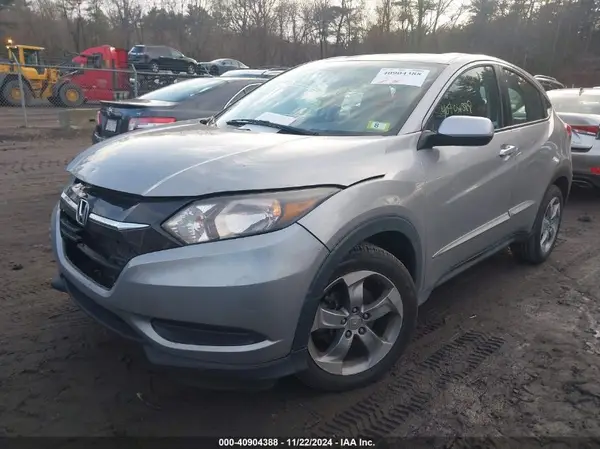 3CZRU6H37JG721789 2018 HONDA HR-V - Image 2