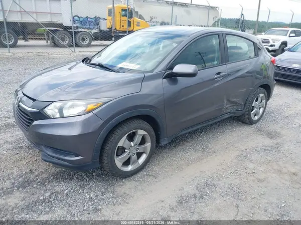 3CZRU6H37JG722313 2018 HONDA HR-V - Image 2