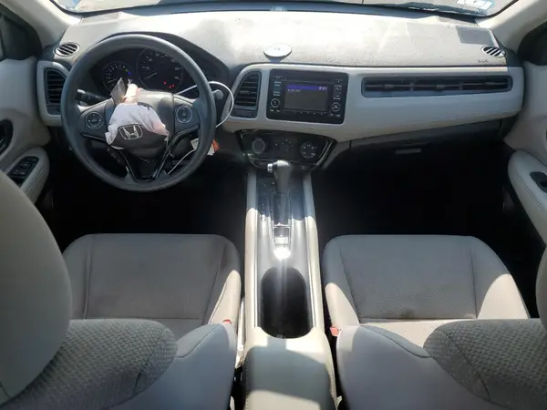 3CZRU6H37JG728872 2018 HONDA HR-V - Image 8