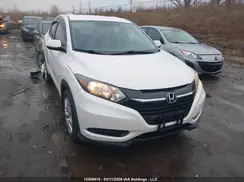 3CZRU6H37JM100053 2018 HONDA HR-V