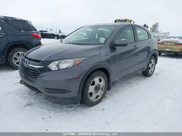 3CZRU6H37JM104412 2018 HONDA HR-V - Image 2
