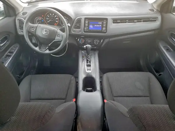 3CZRU6H37JM703584 2018 HONDA HR-V - Image 8