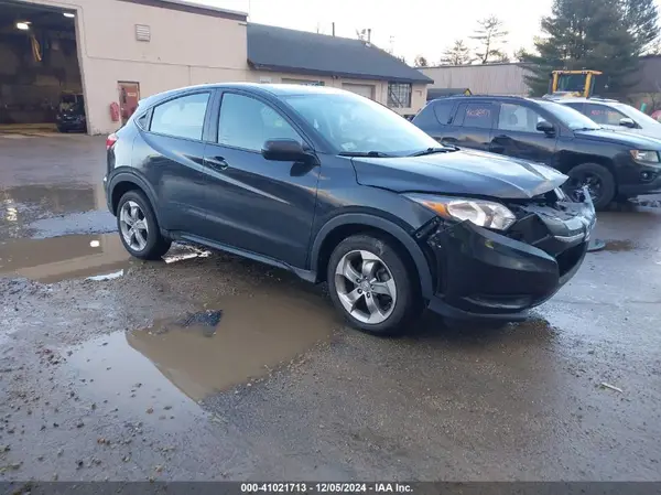 3CZRU6H37JM713788 2018 HONDA HR-V - Image 1