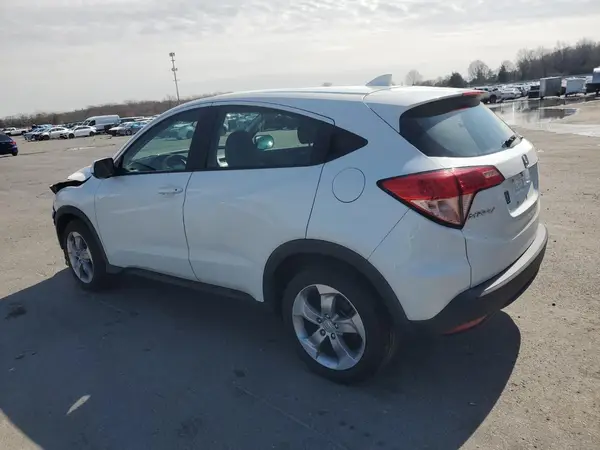 3CZRU6H37JM717680 2018 HONDA HR-V - Image 2