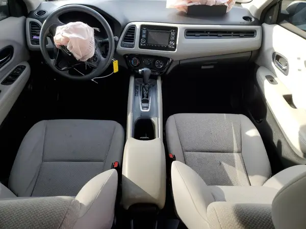 3CZRU6H37JM718263 2018 HONDA HR-V - Image 8