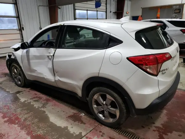 3CZRU6H37JM724256 2018 HONDA HR-V - Image 2