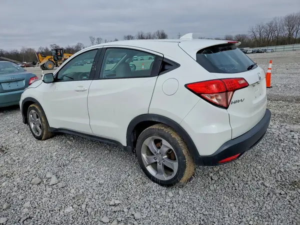 3CZRU6H37JM730980 2018 HONDA HR-V - Image 2