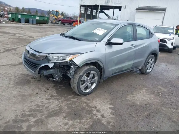 3CZRU6H37KG700863 2019 HONDA HR-V - Image 2