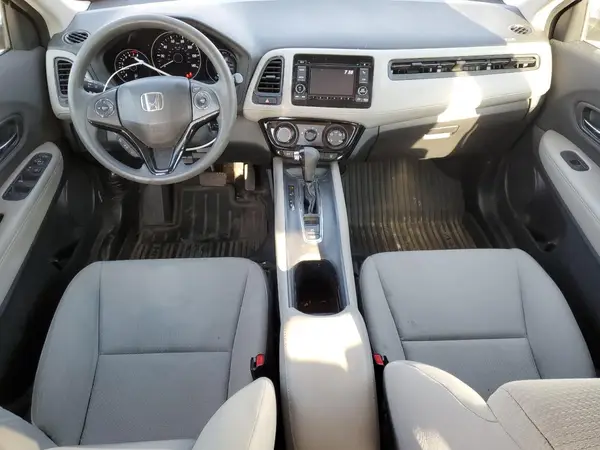 3CZRU6H37KG702984 2019 HONDA HR-V - Image 8