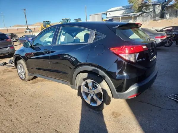3CZRU6H37KG717145 2019 HONDA HR-V - Image 2