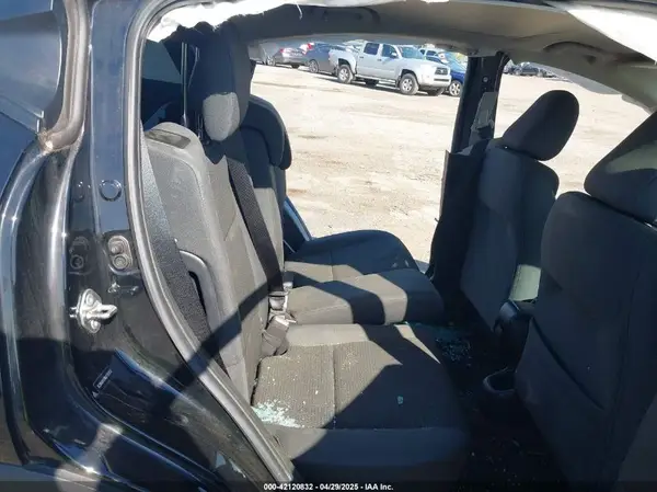 3CZRU6H37KG720353 2019 HONDA HR-V - Image 8