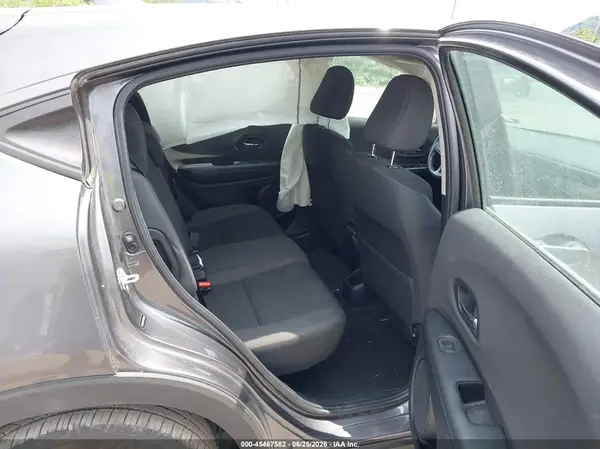 3CZRU6H37KG725570 2019 HONDA HR-V - Image 8