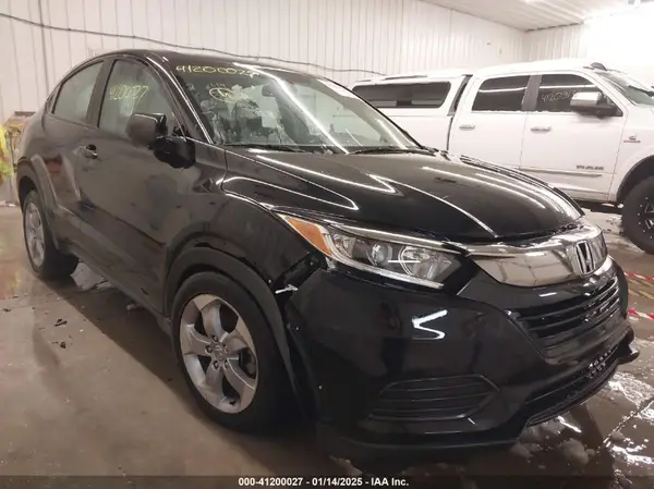 3CZRU6H37KG731837 2019 HONDA HR-V - Image 1