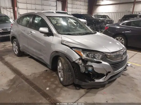 3CZRU6H37KG731885 2019 HONDA HR-V - Image 1