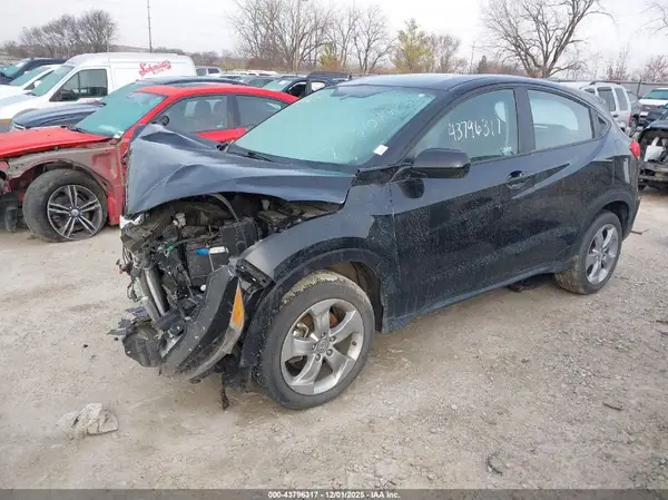 3CZRU6H37KG733099 2019 HONDA HR-V - Image 2