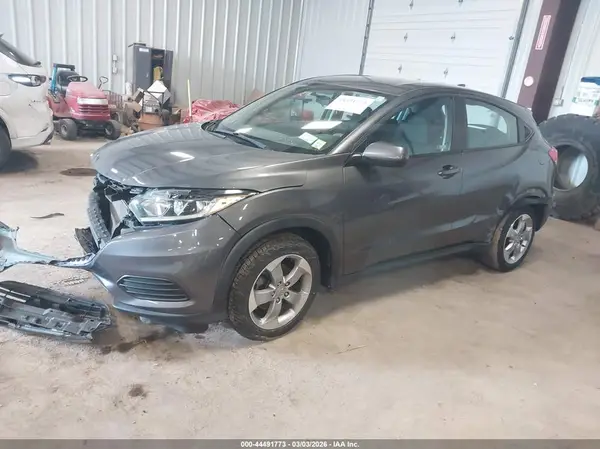 3CZRU6H37KG734317 2019 HONDA HR-V - Image 2