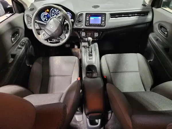 3CZRU6H37LG702016 2020 HONDA HR-V - Image 8