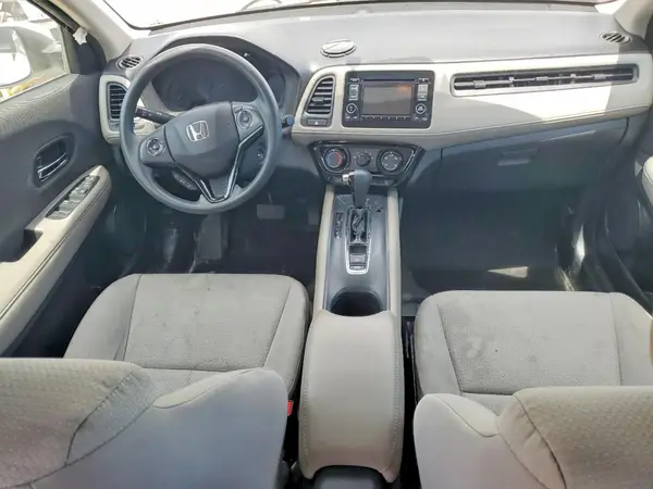 3CZRU6H37LM700137 2020 HONDA HR-V - Image 8
