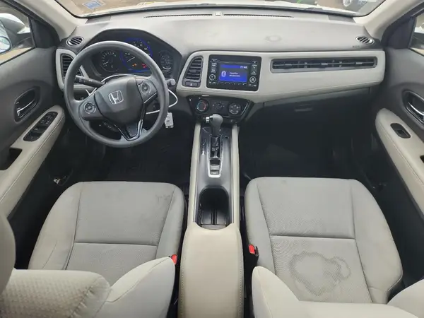 3CZRU6H37LM700879 2020 HONDA HR-V - Image 8