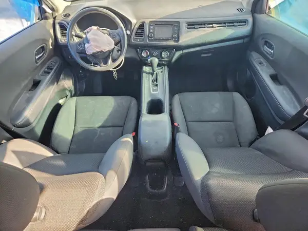 3CZRU6H37LM717178 2020 HONDA HR-V - Image 8