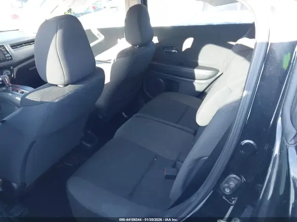 3CZRU6H37MM701354 2021 HONDA HR-V - Image 8