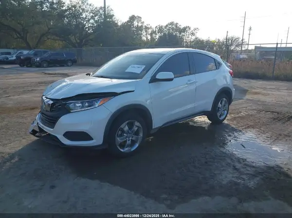 3CZRU6H37MM738047 2021 HONDA HR-V - Image 2