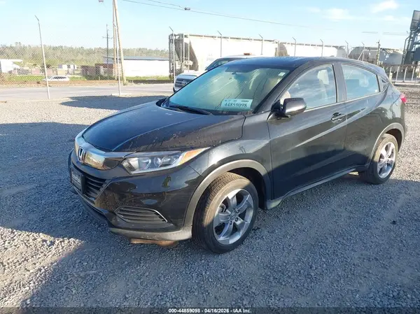 3CZRU6H37MM741756 2021 HONDA HR-V - Image 2