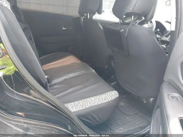 3CZRU6H37MM746973 2021 HONDA HR-V - Image 8