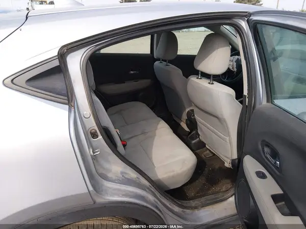 3CZRU6H37MM753244 2021 HONDA HR-V - Image 8